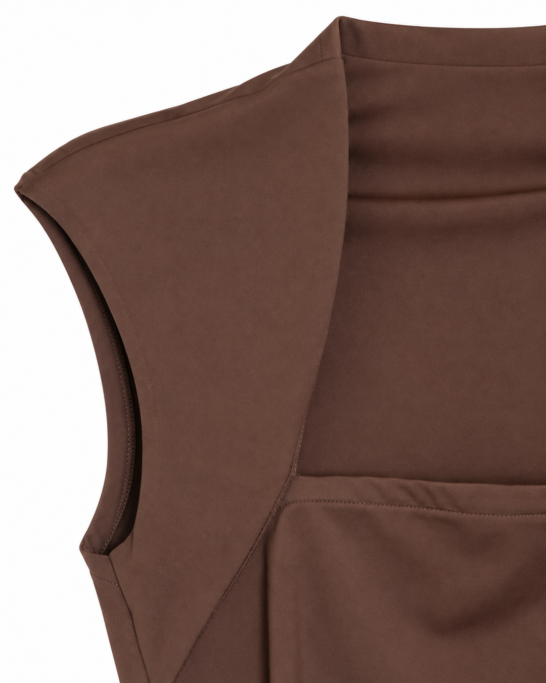 Ariza 50251, blusa Cali sin mangas escote cuadrado, Café, detalle